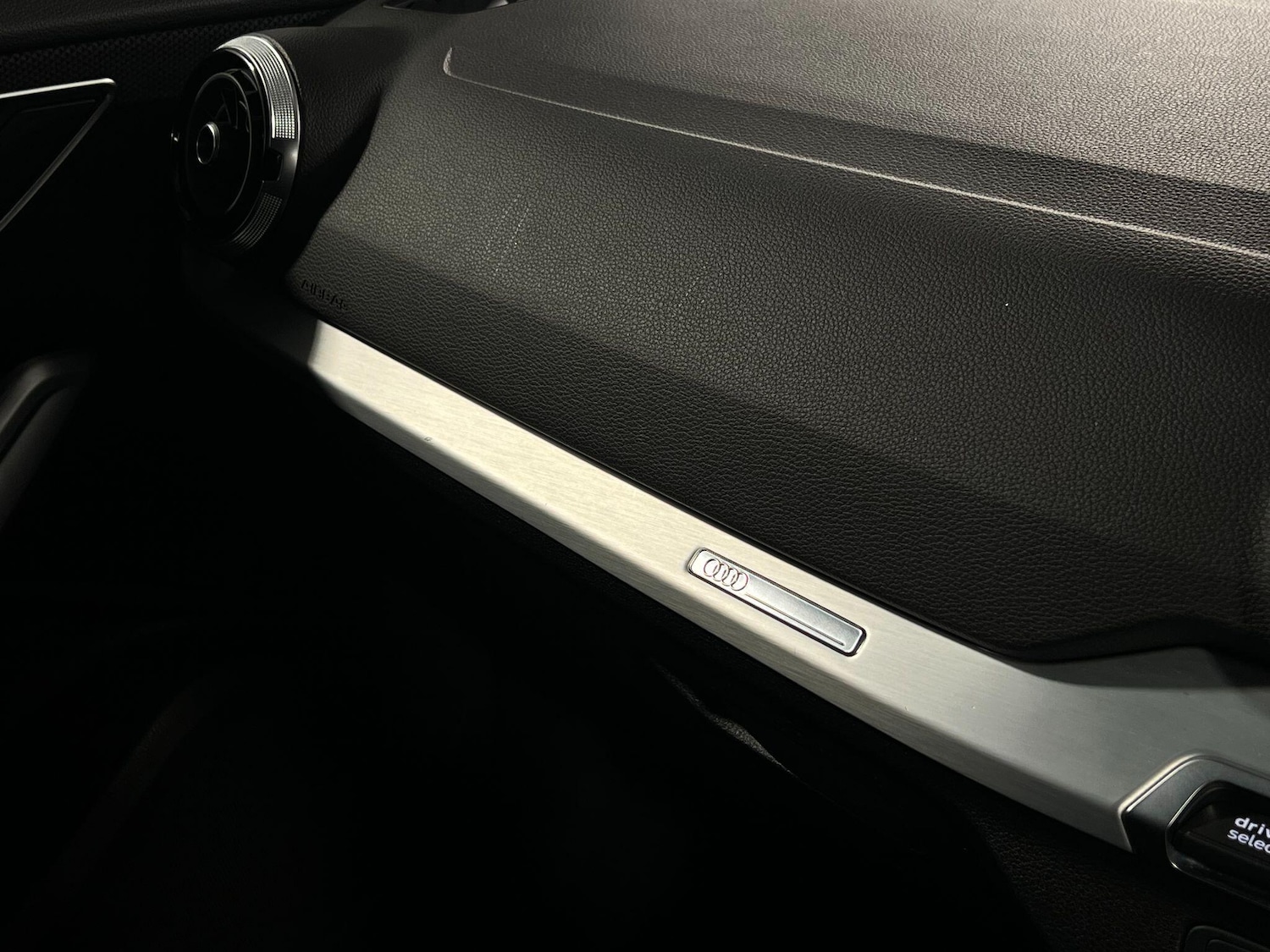 Used Audi Q2 for sale - 77587018: Photo 36