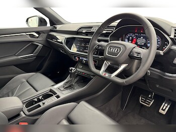 Used Audi Q3 2025 for sale - 78260425: Photo