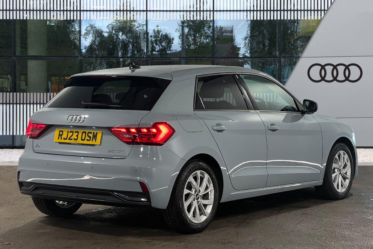 Used Audi A1 for sale - 77658431: Photo 10