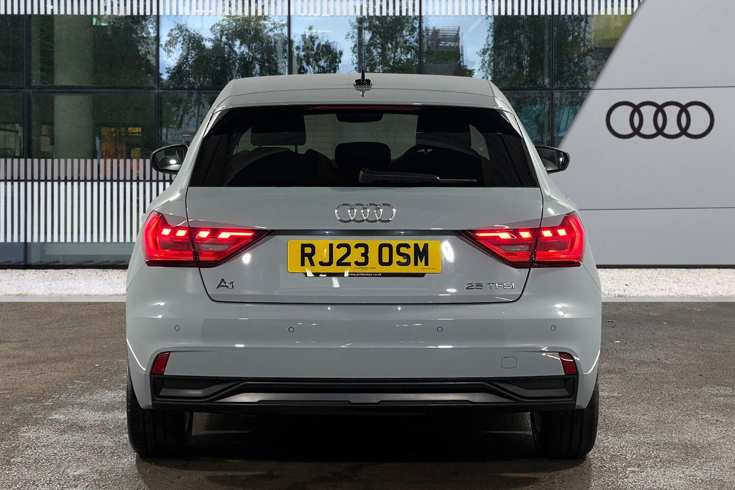 Used Audi A1 for sale - 77658431: Photo 8