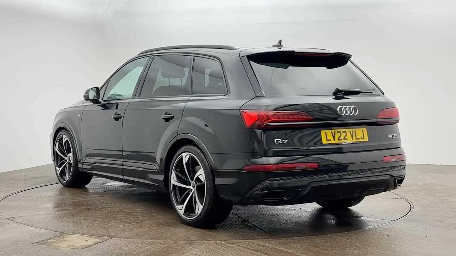 Used Audi Q7 2022 for sale - 77838924: Photo 3