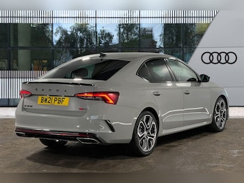 Used Skoda Octavia 2021 for sale - 75940232: Photo
