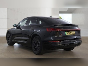 Used Audi Q8 2024 for sale - 79255619: Photo