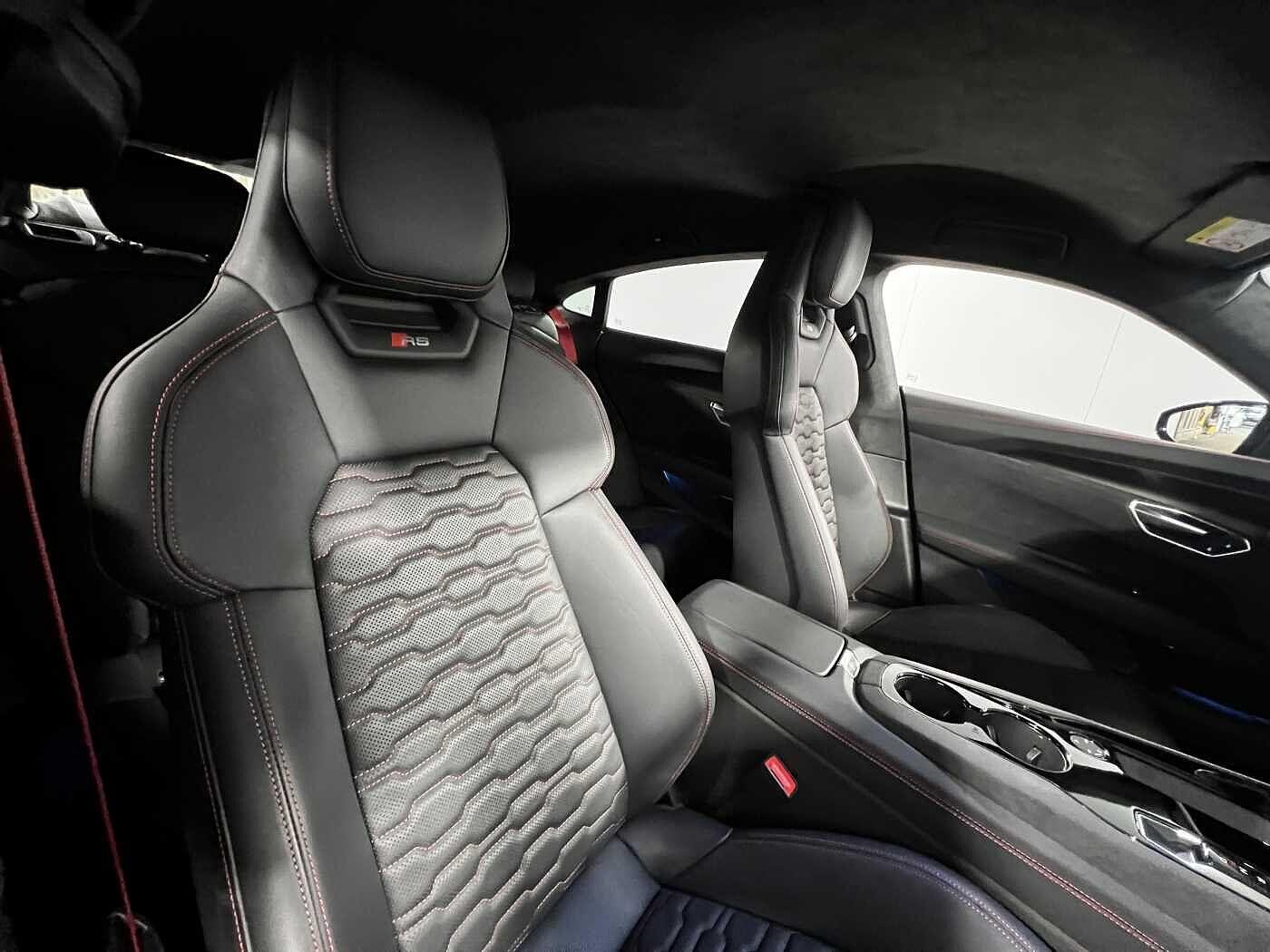 Used Audi RS e-tron GT 2024 for sale - 76238885: Photo 14