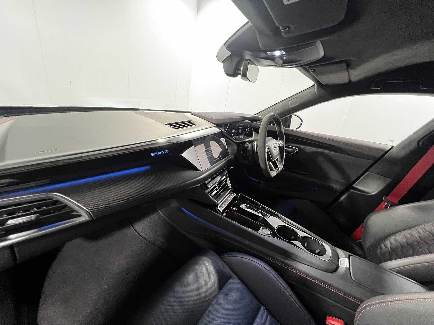 Used Audi RS e-tron GT 2024 for sale - 76238885: Photo 2