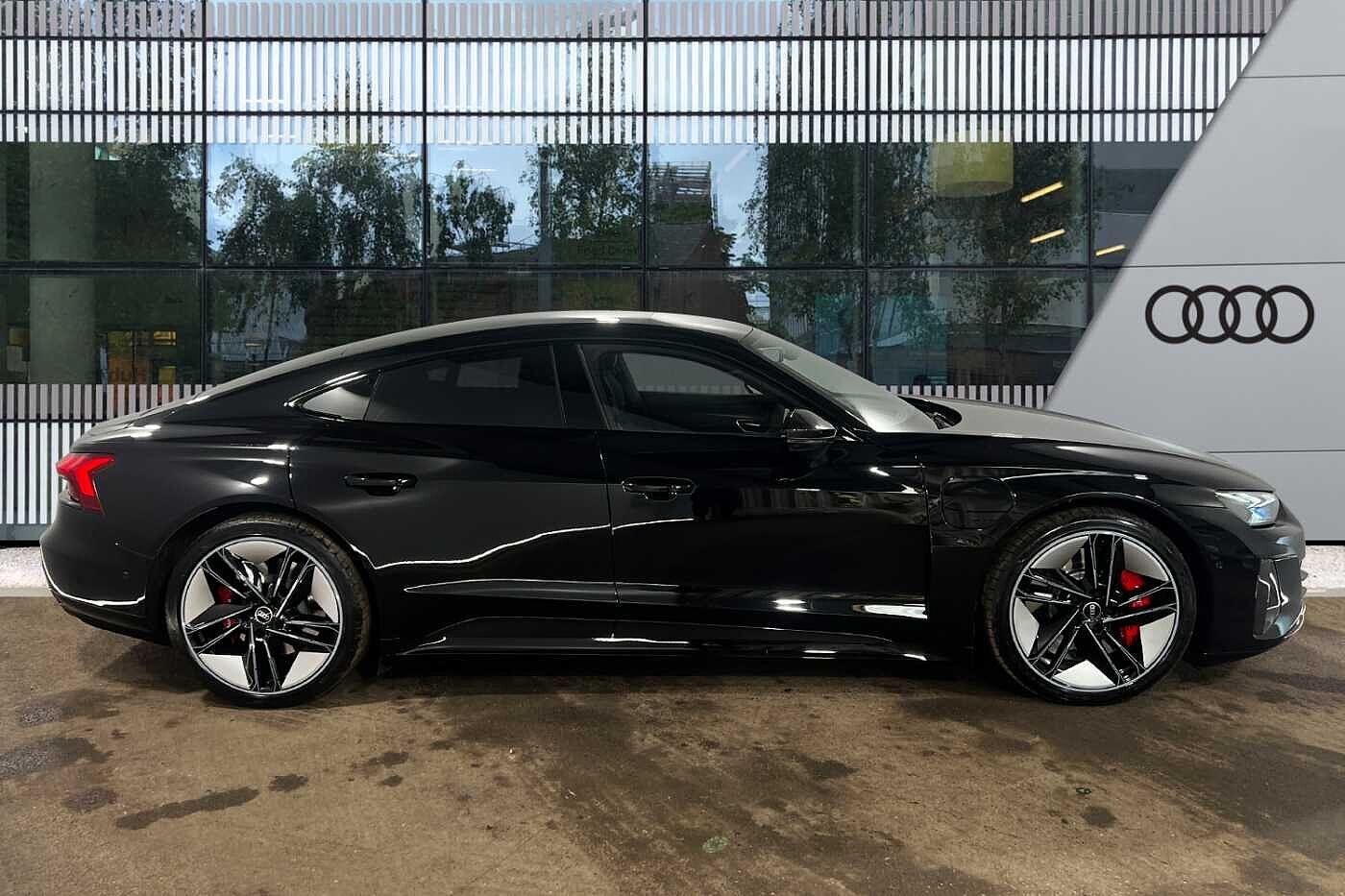 Used Audi RS e-tron GT 2024 for sale - 76238885: Photo 4