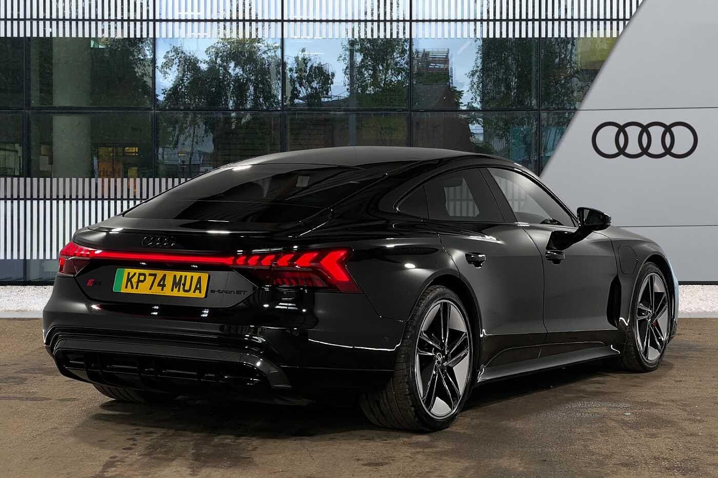 Used Audi RS e-tron GT 2024 for sale - 76238885: Photo 7
