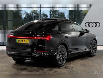 Used Audi Q8 2024 for sale - 75333756: Photo