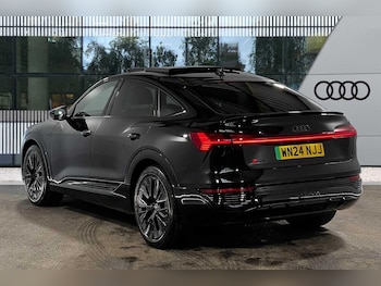 Used Audi Q8 2024 for sale - 75333756: Photo