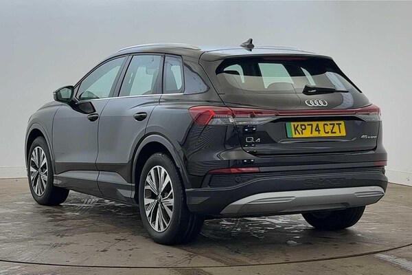 Used Audi Q4 e-tron 2024 for sale - 76314861: Photo 3