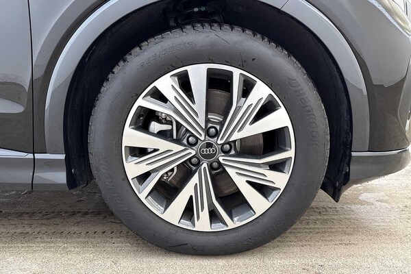 Used Audi Q4 e-tron 2024 for sale - 76314861: Photo 5