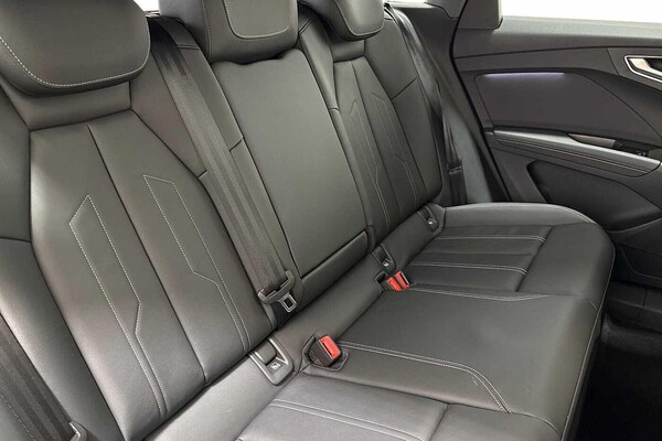 Used Audi Q4 e-tron 2024 for sale - 76314861: Photo 9