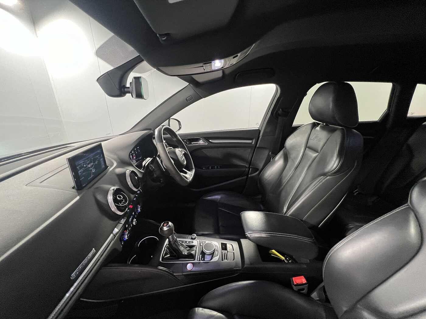 Used Audi RS3 2018 for sale - 76473670: Photo 19