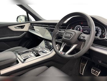 Used Audi Q7 2025 for sale - 79520410: Photo