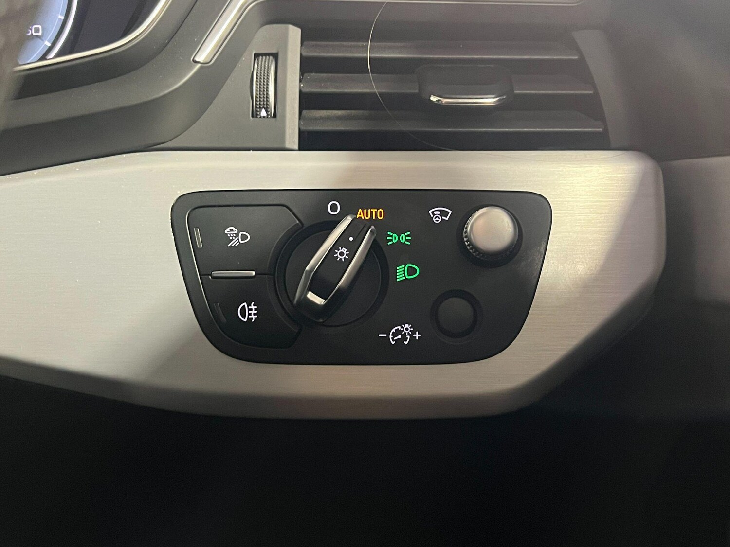 Used Audi A4 for sale - 78214327: Photo 74