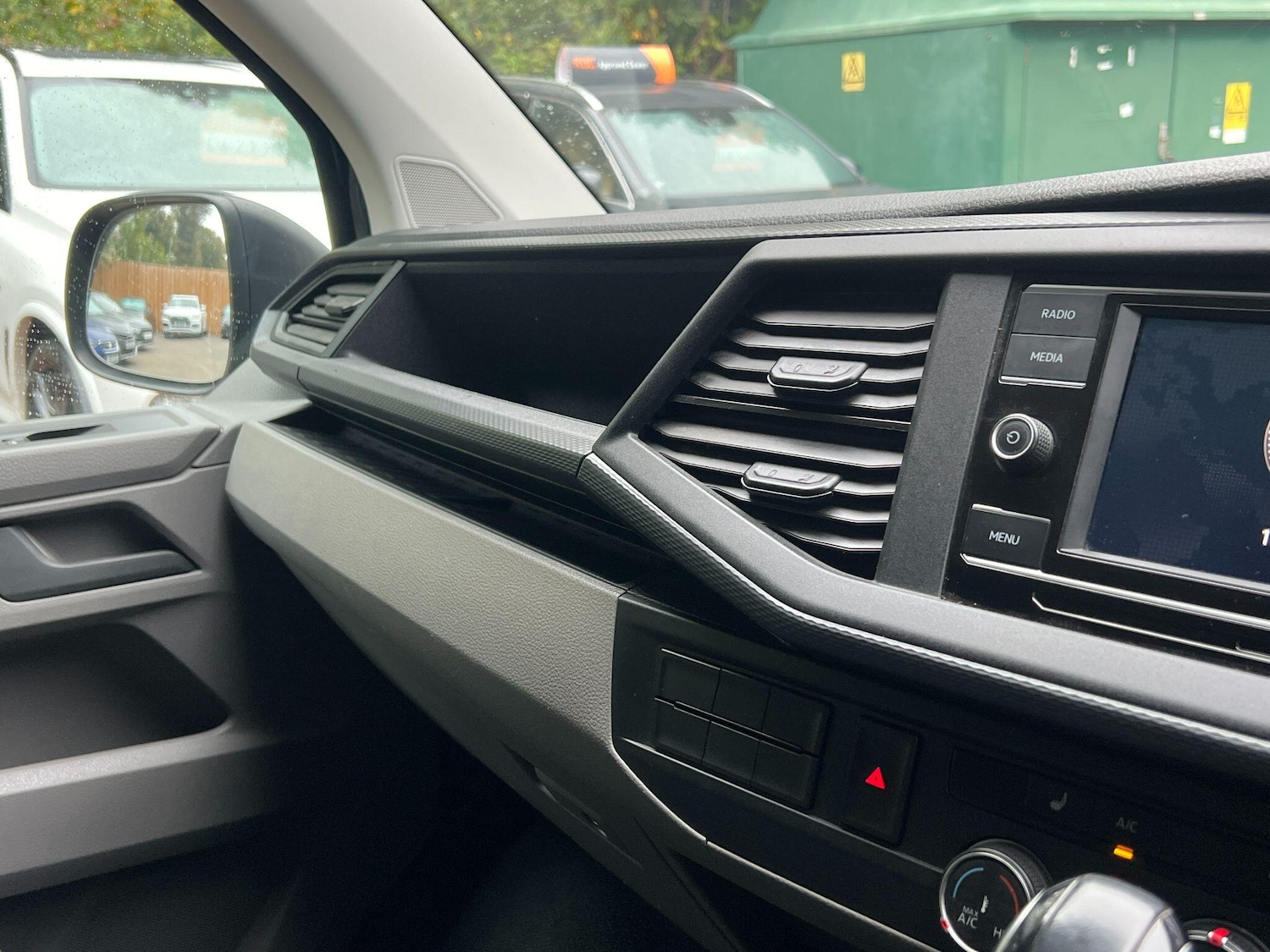 Used Volkswagen Transporter 2021 for sale - 77695802: Photo 15