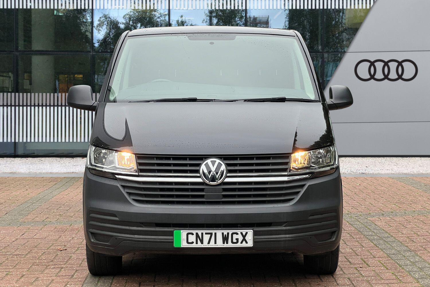 Used Volkswagen Transporter 2021 for sale - 77695802: Photo 2