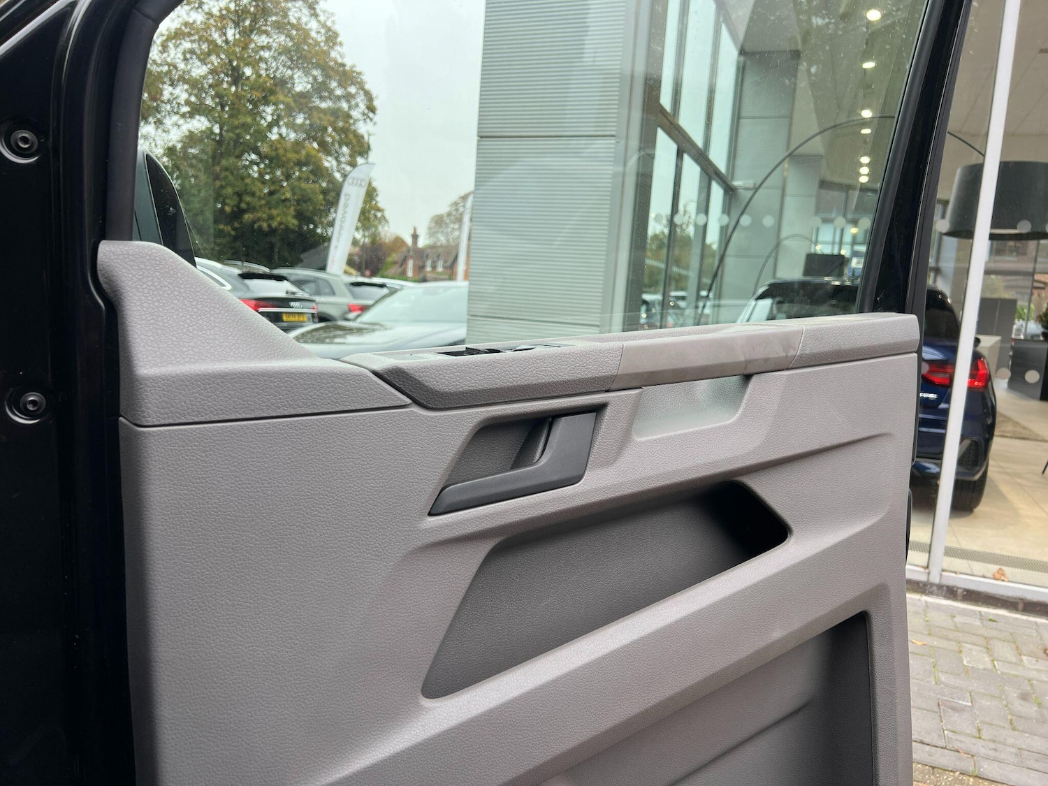 Used Volkswagen Transporter 2021 for sale - 77695802: Photo 24