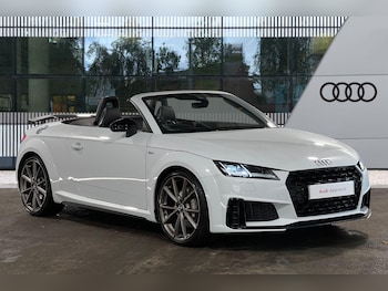 (20) - 2.0 TFSI 45 Black Edition Roadster S Tronic Euro 6 (s/s) 2dr