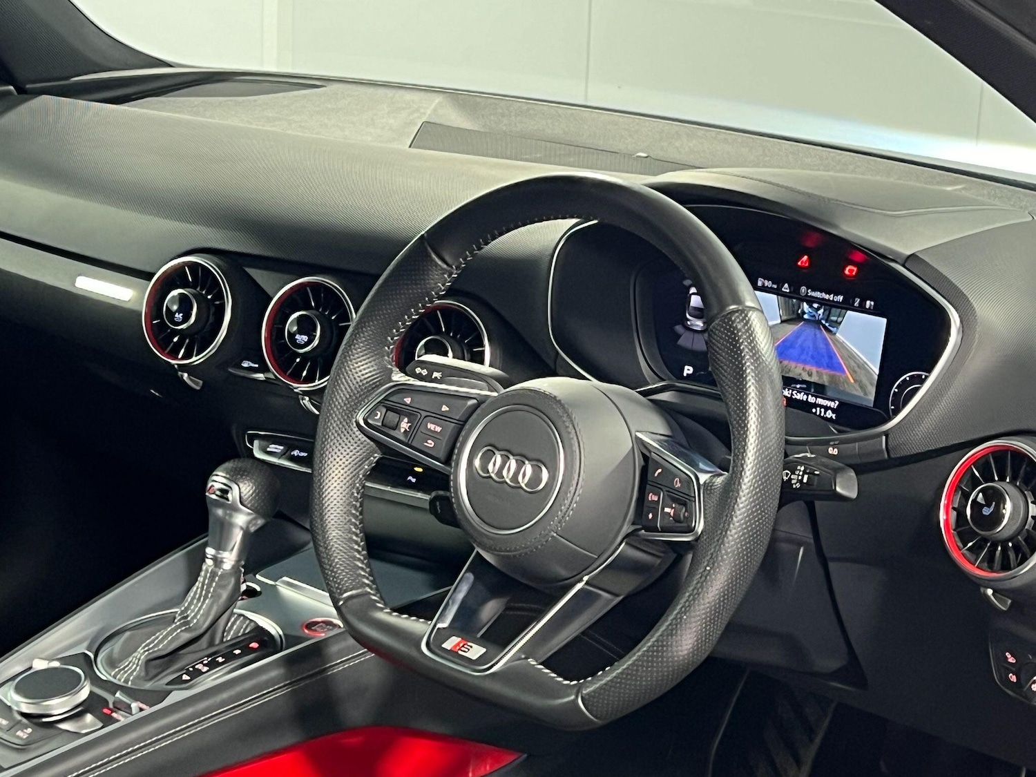 Used Audi TT 2022 for sale - 77793319: Photo 2