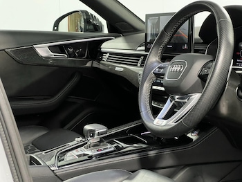 Used Audi RS4 Avant 2021 for sale - 77670662: Photo