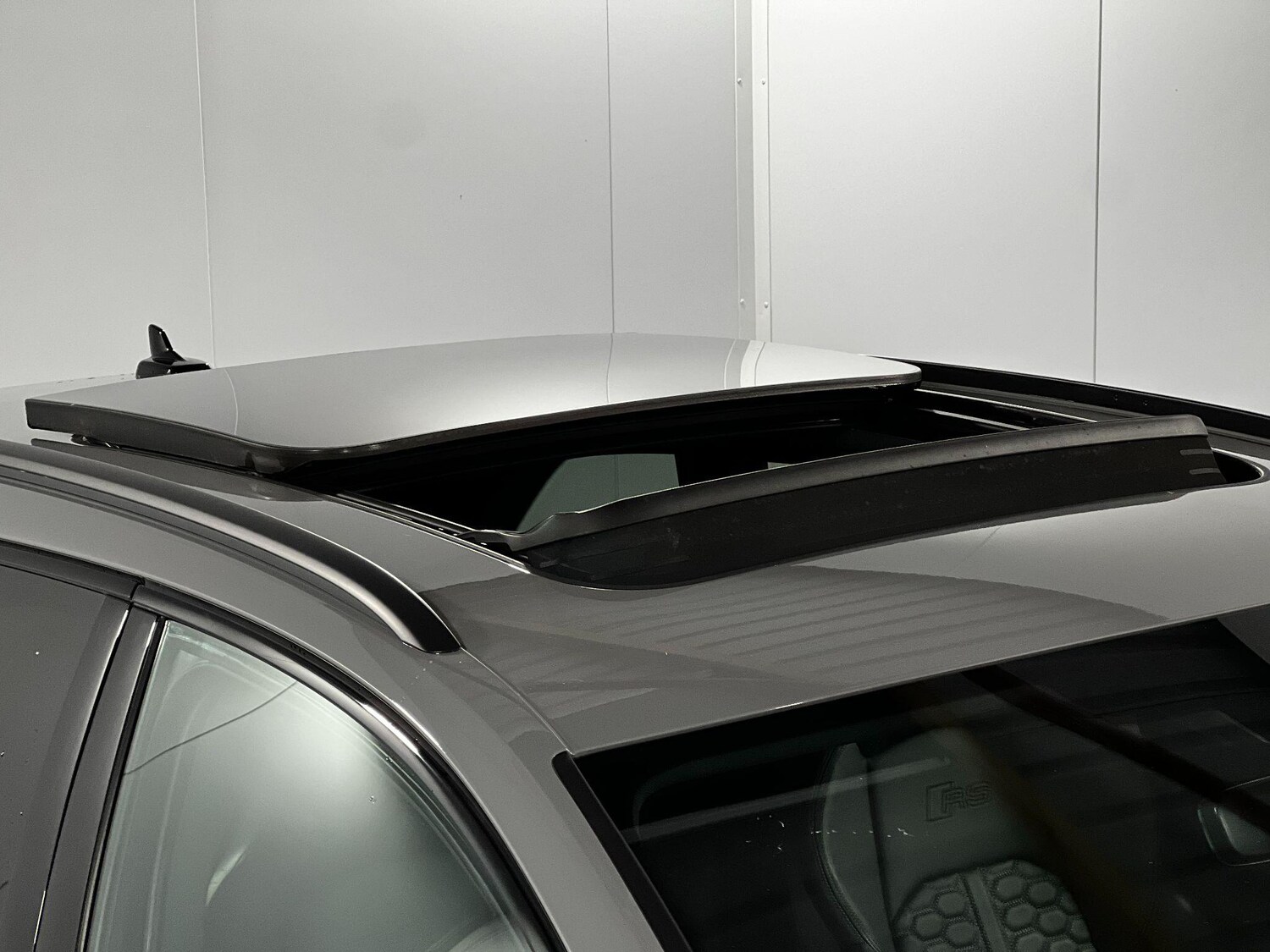 Used Audi RS4 Avant for sale - 77670662: Photo 48