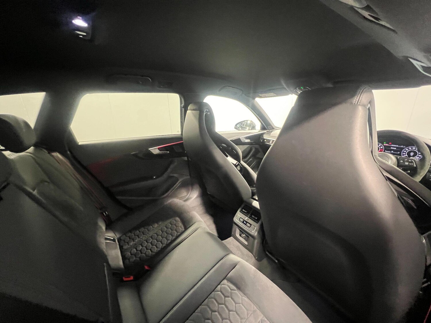 Used Audi RS4 2023 for sale - 77253789: Photo 13