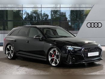 Used Audi RS4 2023 for sale - 77253789: Photo