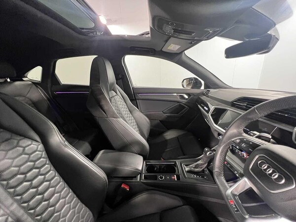 Used Audi RS Q3 2022 for sale - 76270358: Photo 13