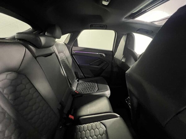 Used Audi RS Q3 2022 for sale - 76270358: Photo 16