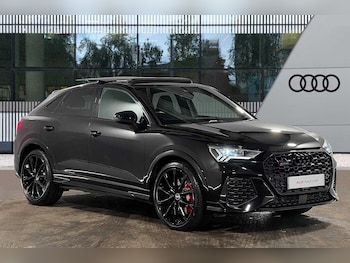 Audi - RS Q3
