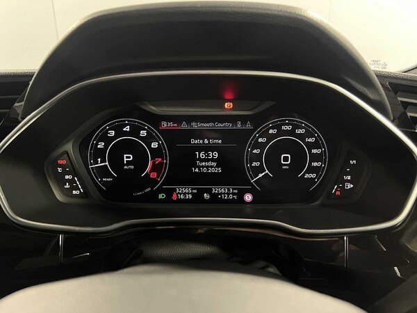 Used Audi RS Q3 2022 for sale - 76270358: Photo 29