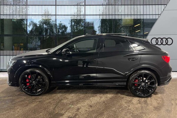Used Audi RS Q3 2022 for sale - 76270358: Photo 9