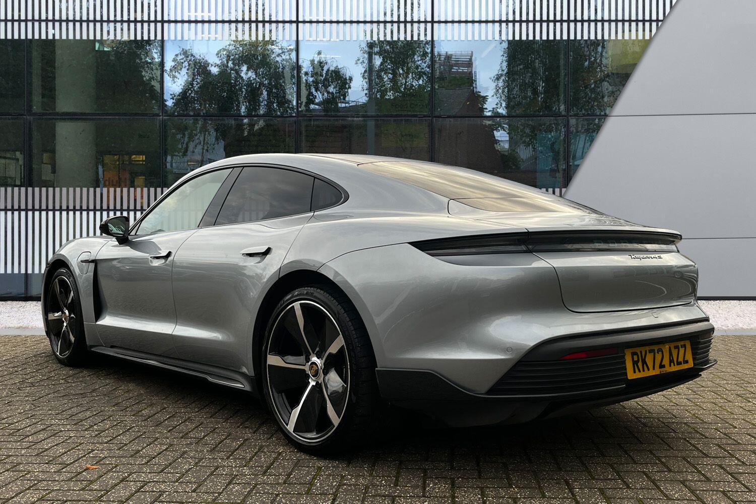 Used Porsche Taycan for sale - 76572975: Photo 4