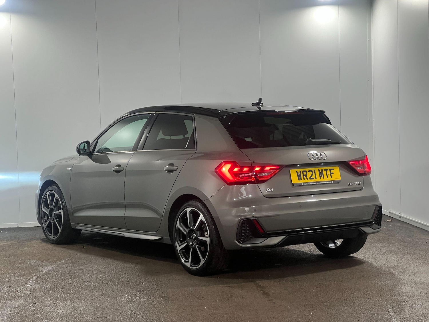 Used Audi A1 for sale - 77658447: Photo 2