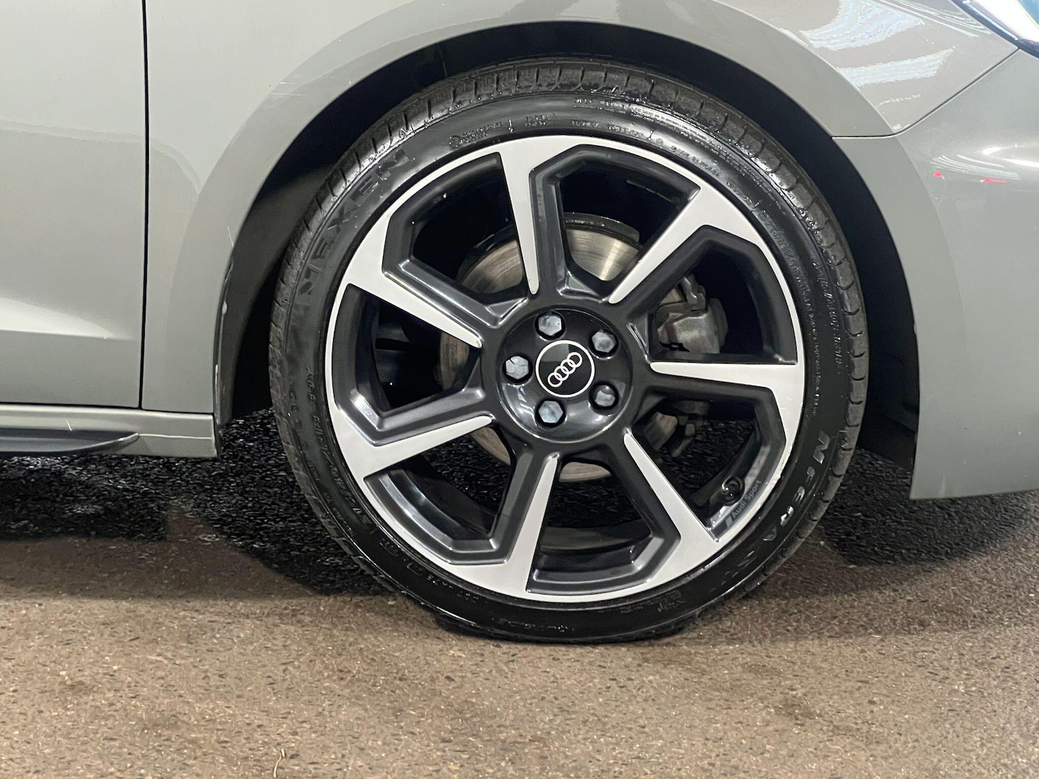 Used Audi A1 for sale - 77658447: Photo 3