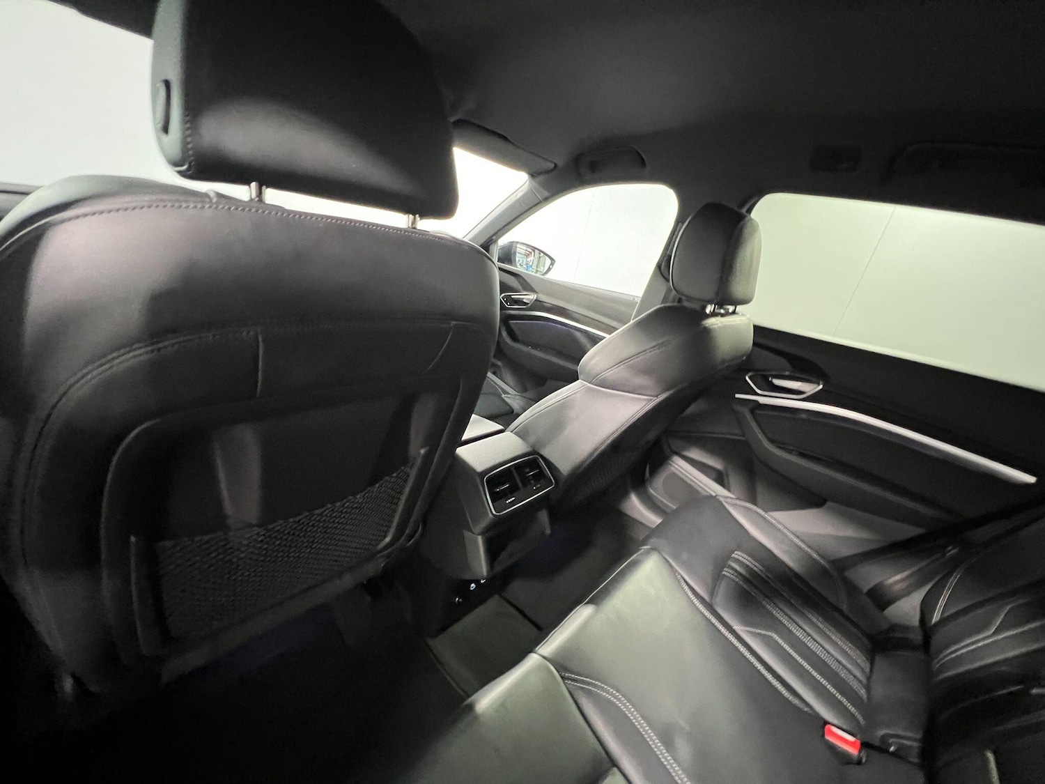 Used Audi e-tron 2023 for sale - 76952464: Photo 16