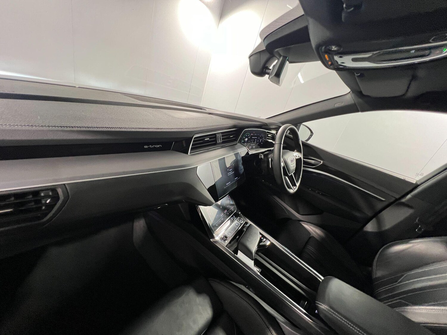 Used Audi e-tron 2023 for sale - 76952464: Photo 18