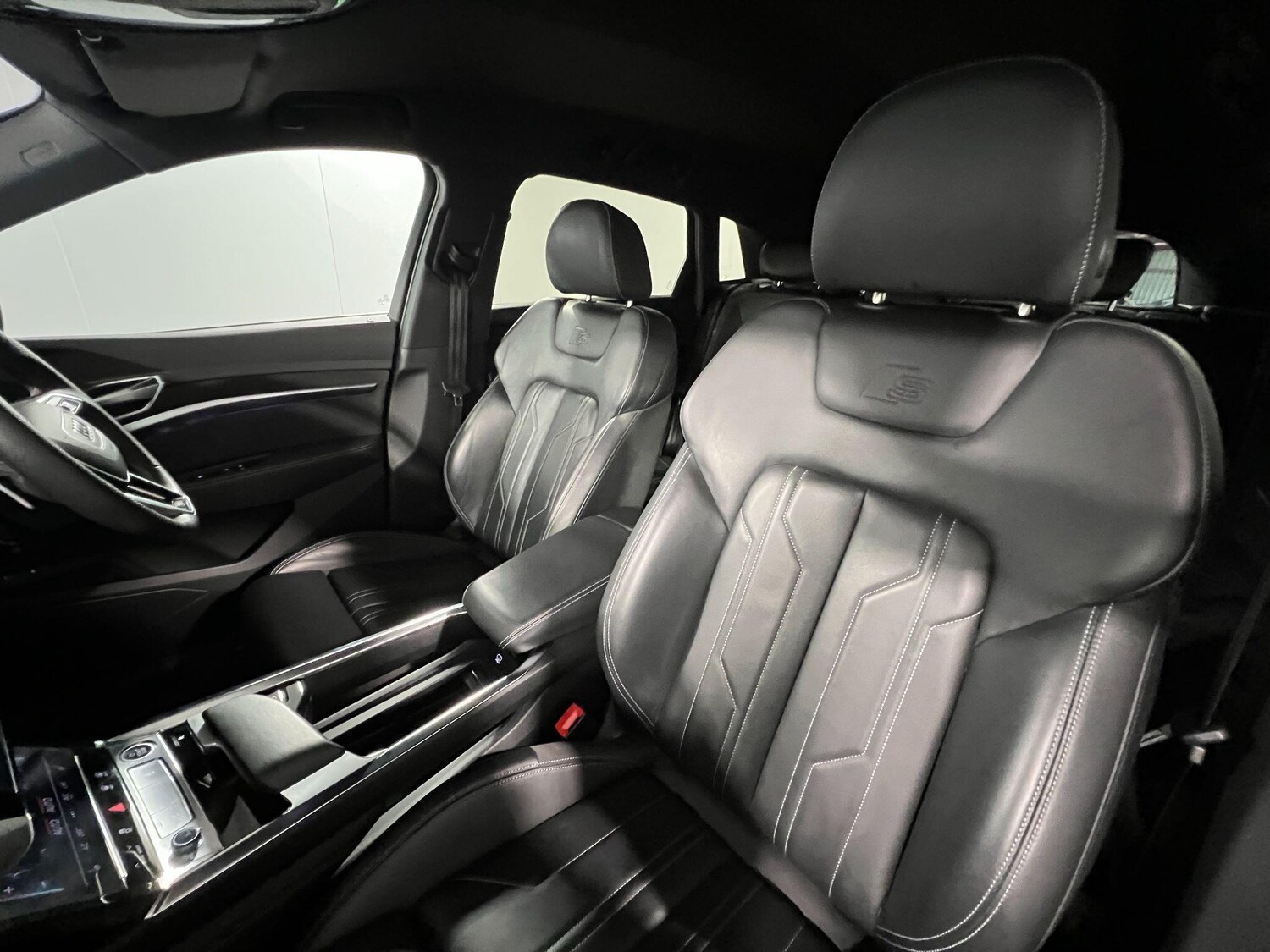 Used Audi e-tron 2023 for sale - 76952464: Photo 20