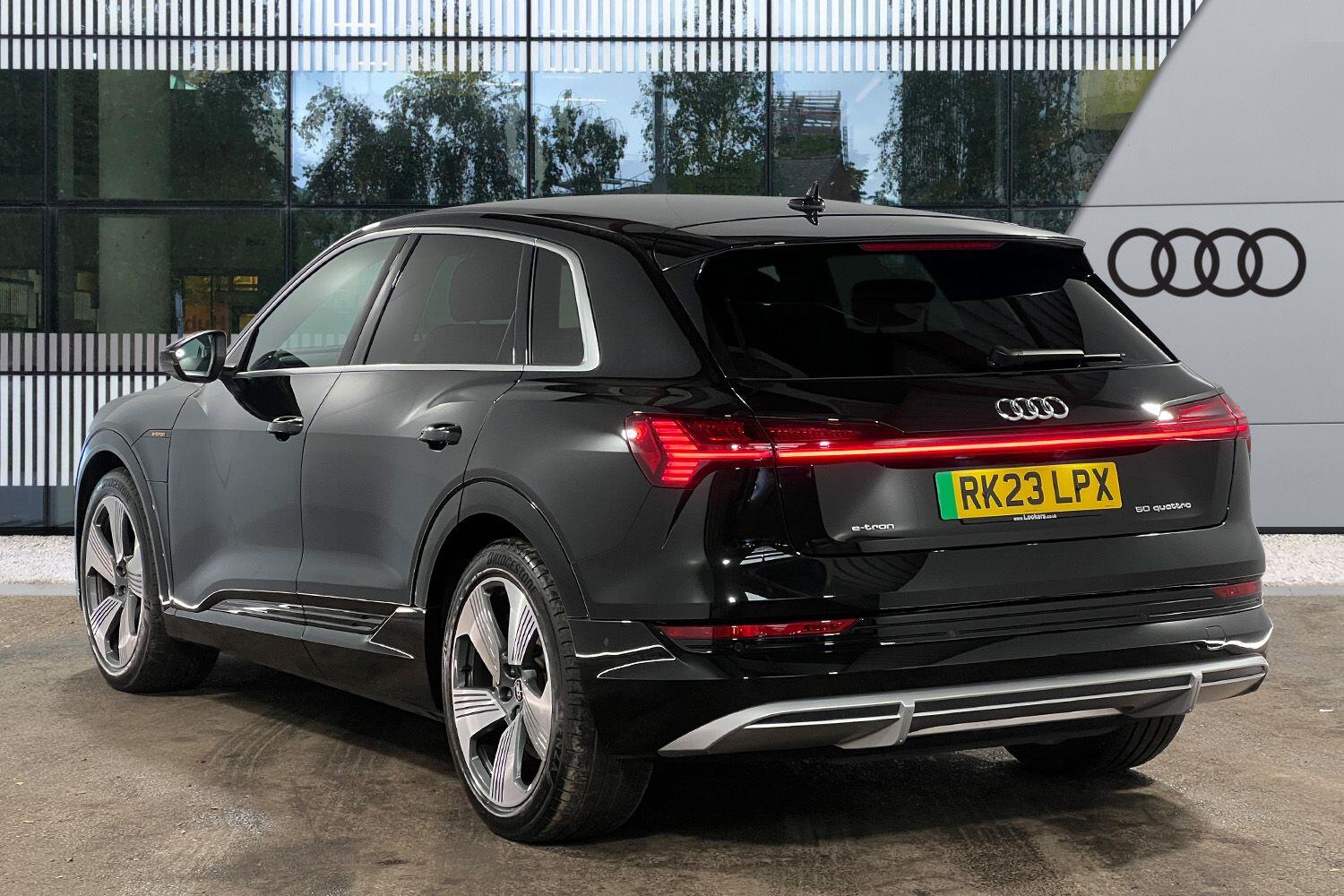 Used Audi e-tron 2023 for sale - 76952464: Photo 3