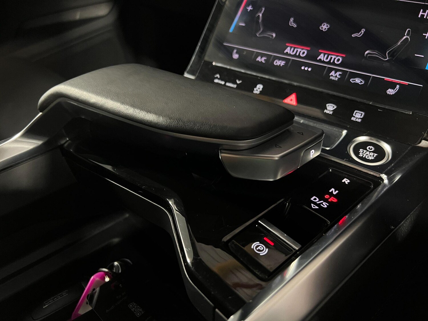 Used Audi e-tron 2023 for sale - 76952464: Photo 30