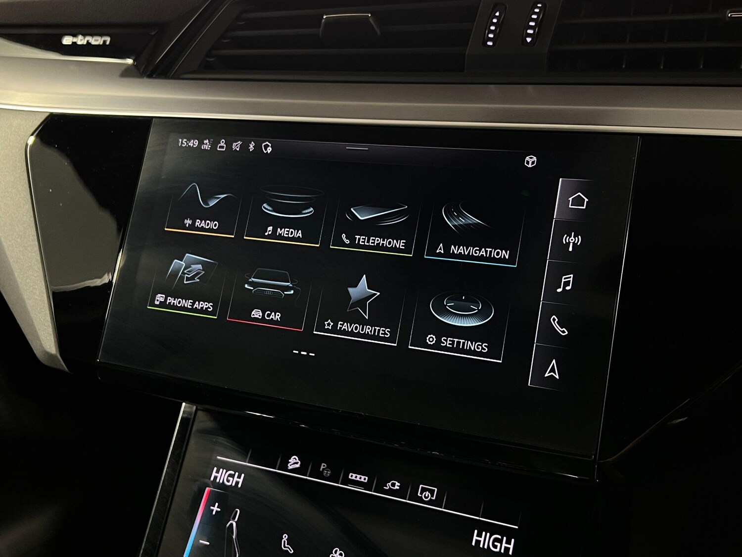 Used Audi e-tron 2023 for sale - 76952464: Photo 33