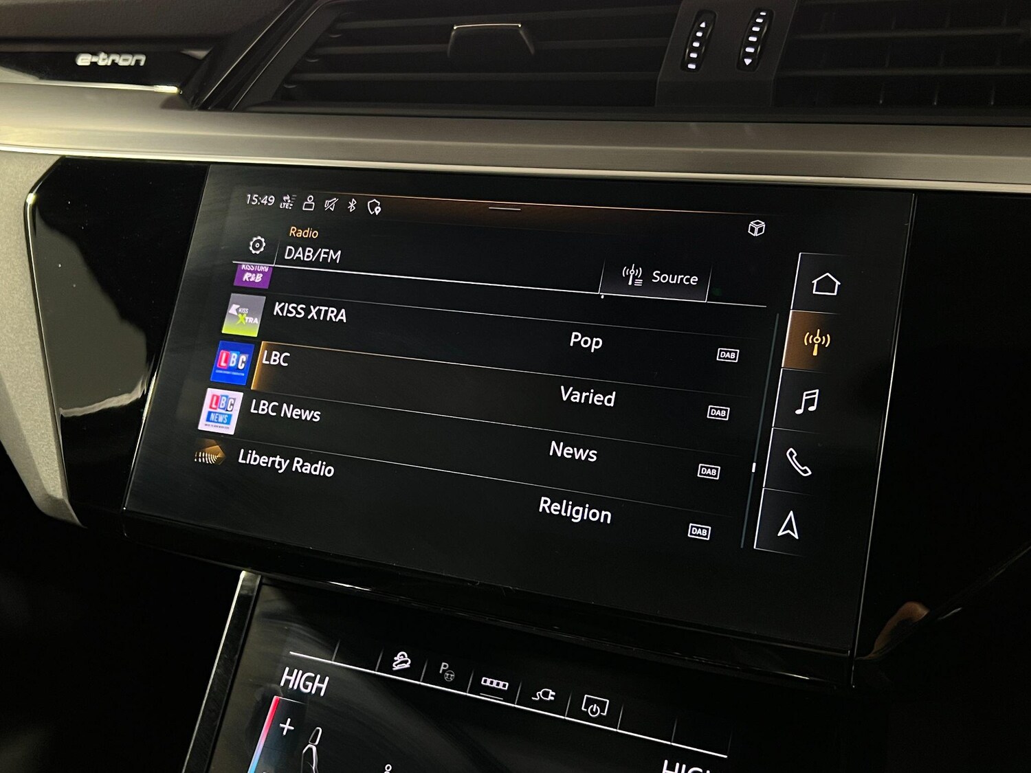 Used Audi e-tron 2023 for sale - 76952464: Photo 34