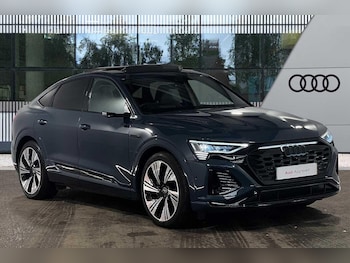 2023 (23) - Sportback Vorsprung 55 e-tron quattro 300,00 kW 5-Door