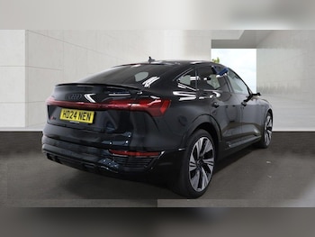 Used Audi Q8 e-tron 2024 for sale - 79577190: Photo