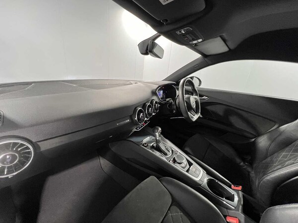 Used Audi TT 2020 for sale - 76072420: Photo 2