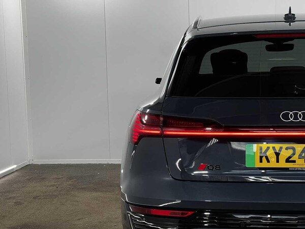 Used Audi Q8 2024 for sale - 75311253: Photo 10
