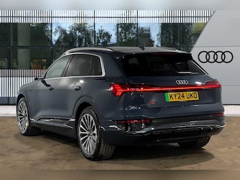 Used Audi Q8 2024 for sale - 75311253: Photo
