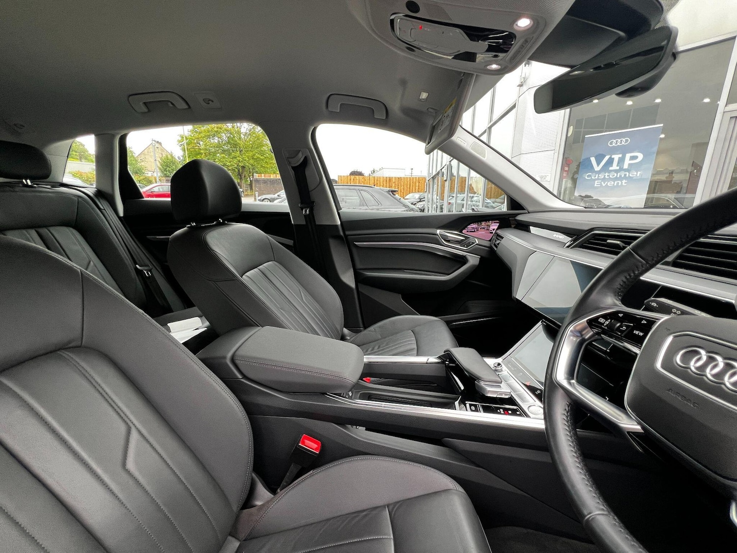 Used Audi e-tron 2020 for sale - 77586013: Photo 48