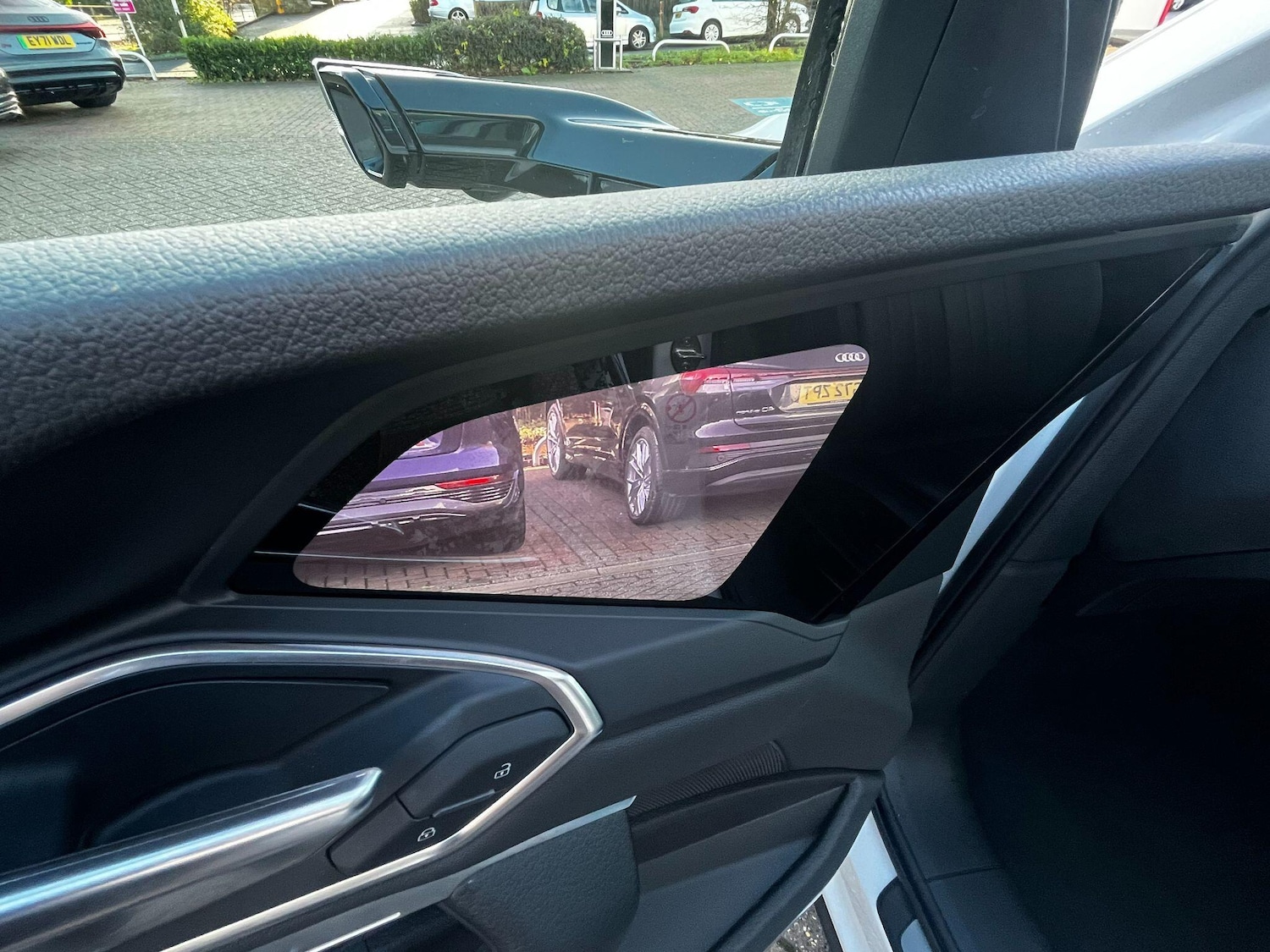 Used Audi e-tron 2020 for sale - 77586013: Photo 96